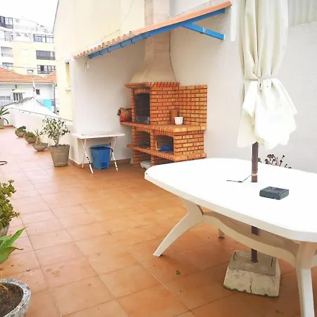 Caparica Lounge & Terrace 卡帕里卡海岸