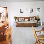 Caparica Lounge & Terrace * 卡帕里卡海岸